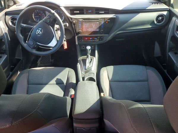 2017 TOYOTA COROLLA