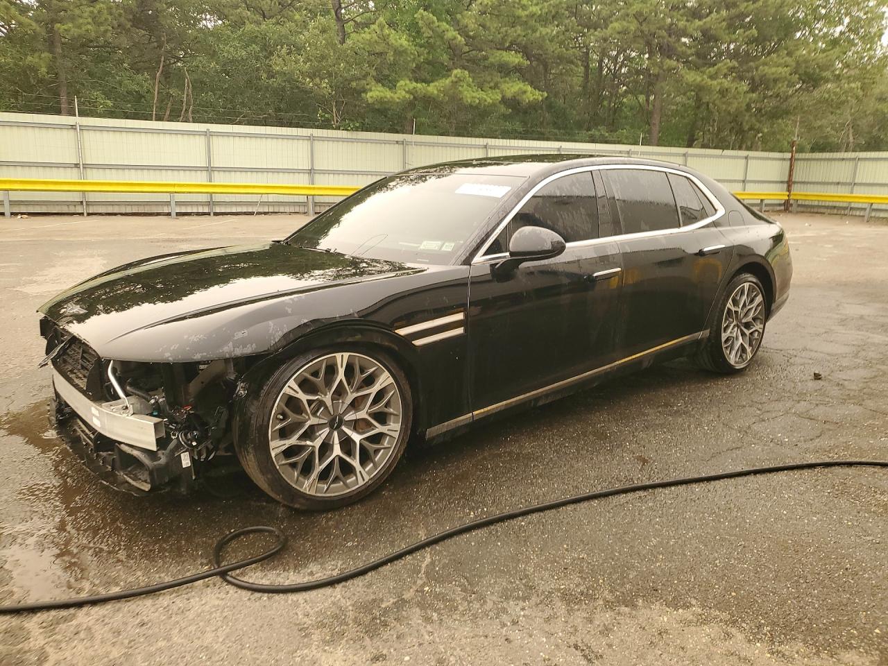 2024 GENESIS G90 3.5T e-Supercharger