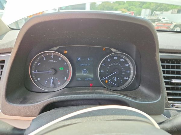 2017 HYUNDAI ELANTRA — ODOM