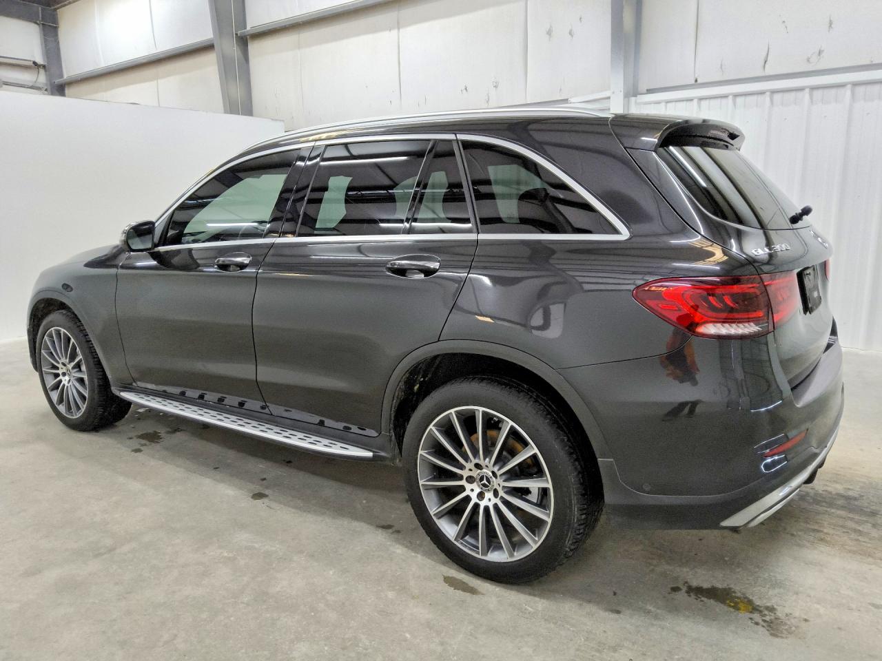 2021 MERCEDES-BENZ GLC GLC300