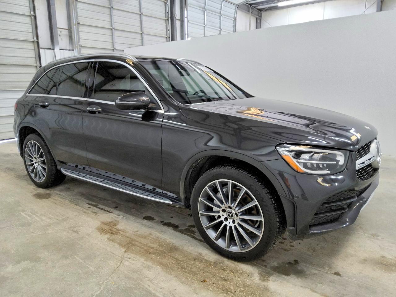 2021 MERCEDES-BENZ GLC GLC300