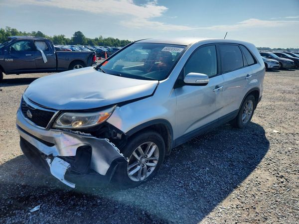 2014 KIA SORENTO
