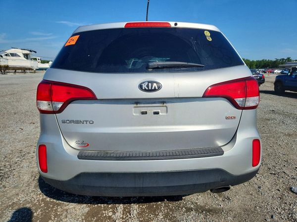 2014 KIA SORENTO