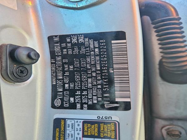 2014 KIA SORENTO