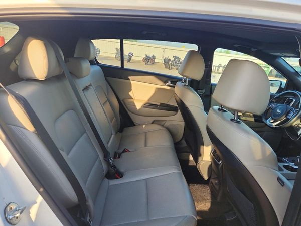 2021 KIA SPORTAGE