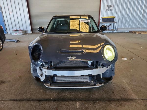 2017 MINI COOPER