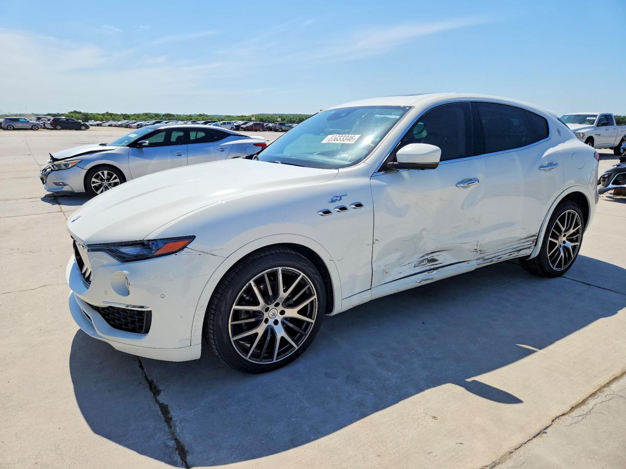 2022 MASERATI LEVANTE BASE/GT