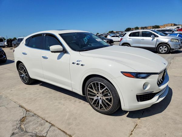 2022 MASERATI LEVANTE BASE/GT