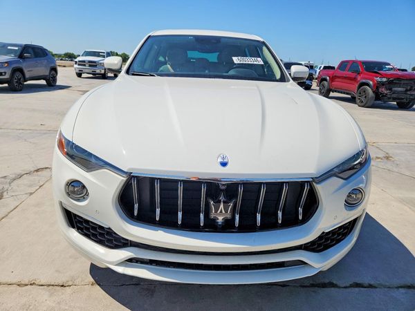 2022 MASERATI LEVANTE BASE/GT