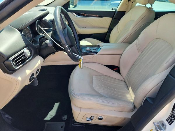 2022 MASERATI LEVANTE BASE/GT