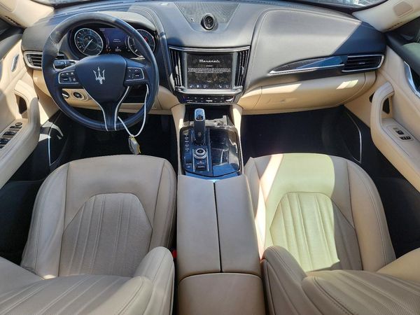 2022 MASERATI LEVANTE BASE/GT