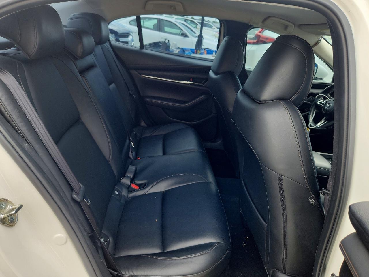 2019 MAZDA 3