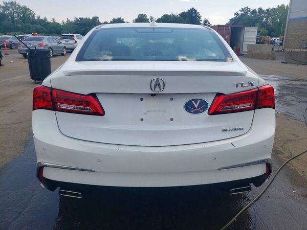 2018 ACURA TLX