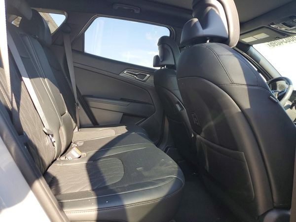2025 KIA SPORTAGE X-LINE