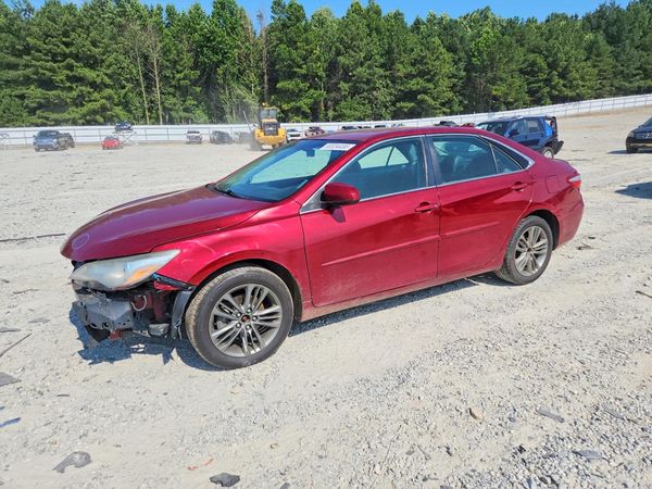 2015 TOYOTA CAMRY