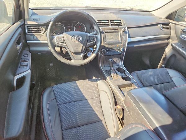 2015 TOYOTA CAMRY