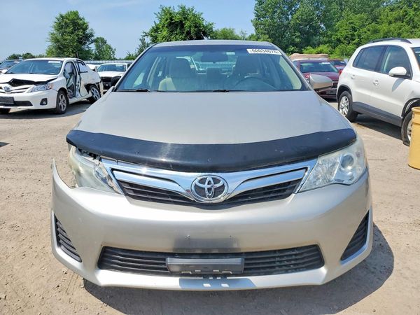 2013 TOYOTA CAMRY