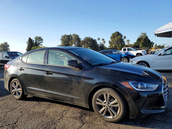 2017 HYUNDAI ELANTRA