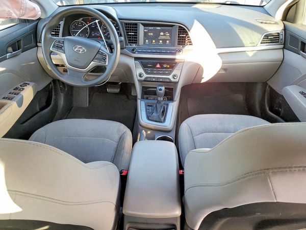 2017 HYUNDAI ELANTRA