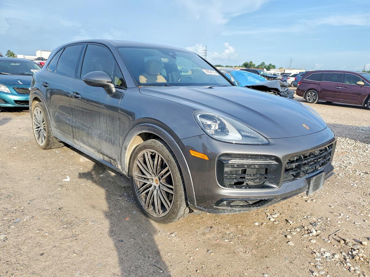 2019 PORSCHE CAYENNE S