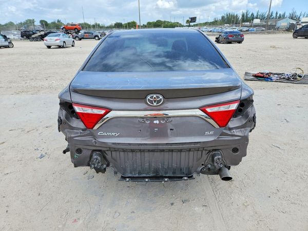 2017 TOYOTA CAMRY