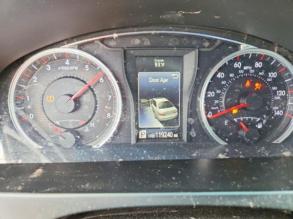 2017 TOYOTA CAMRY