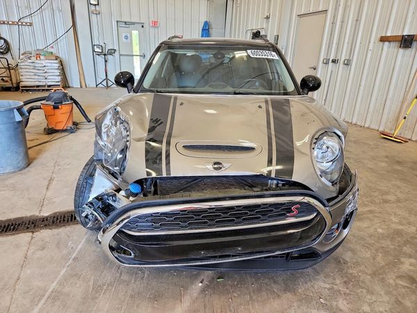 2017 MINI COOPER