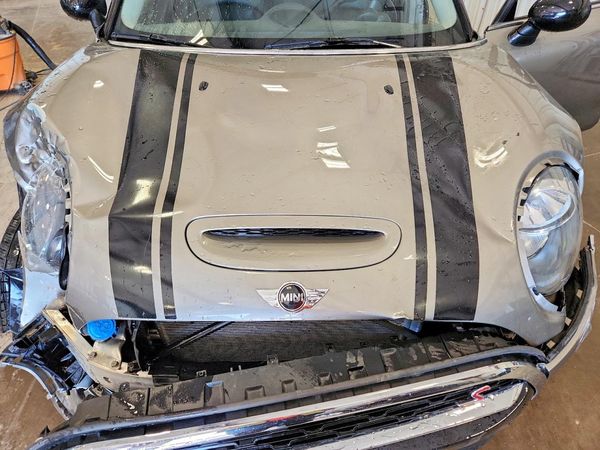 2017 MINI COOPER