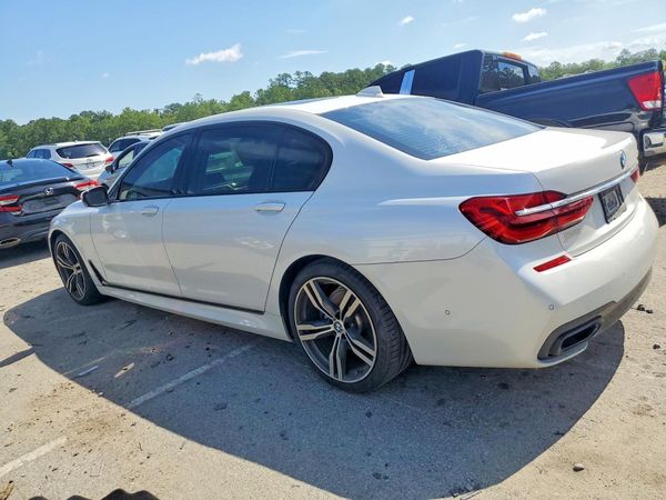 2019 BMW 750