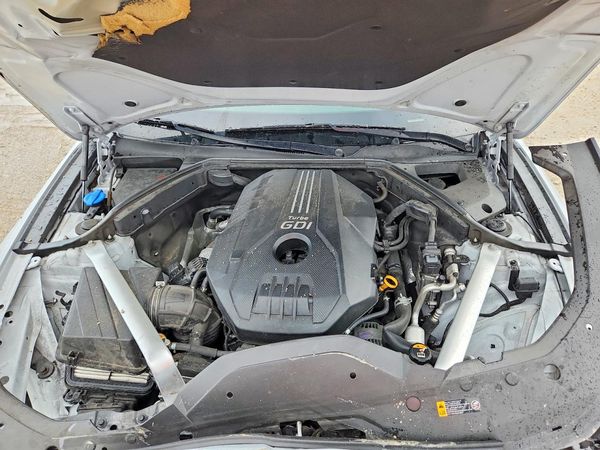 2020 GENESIS G70 2.0T — Engine bay