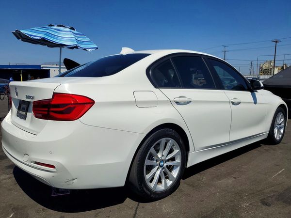 2018 BMW 320