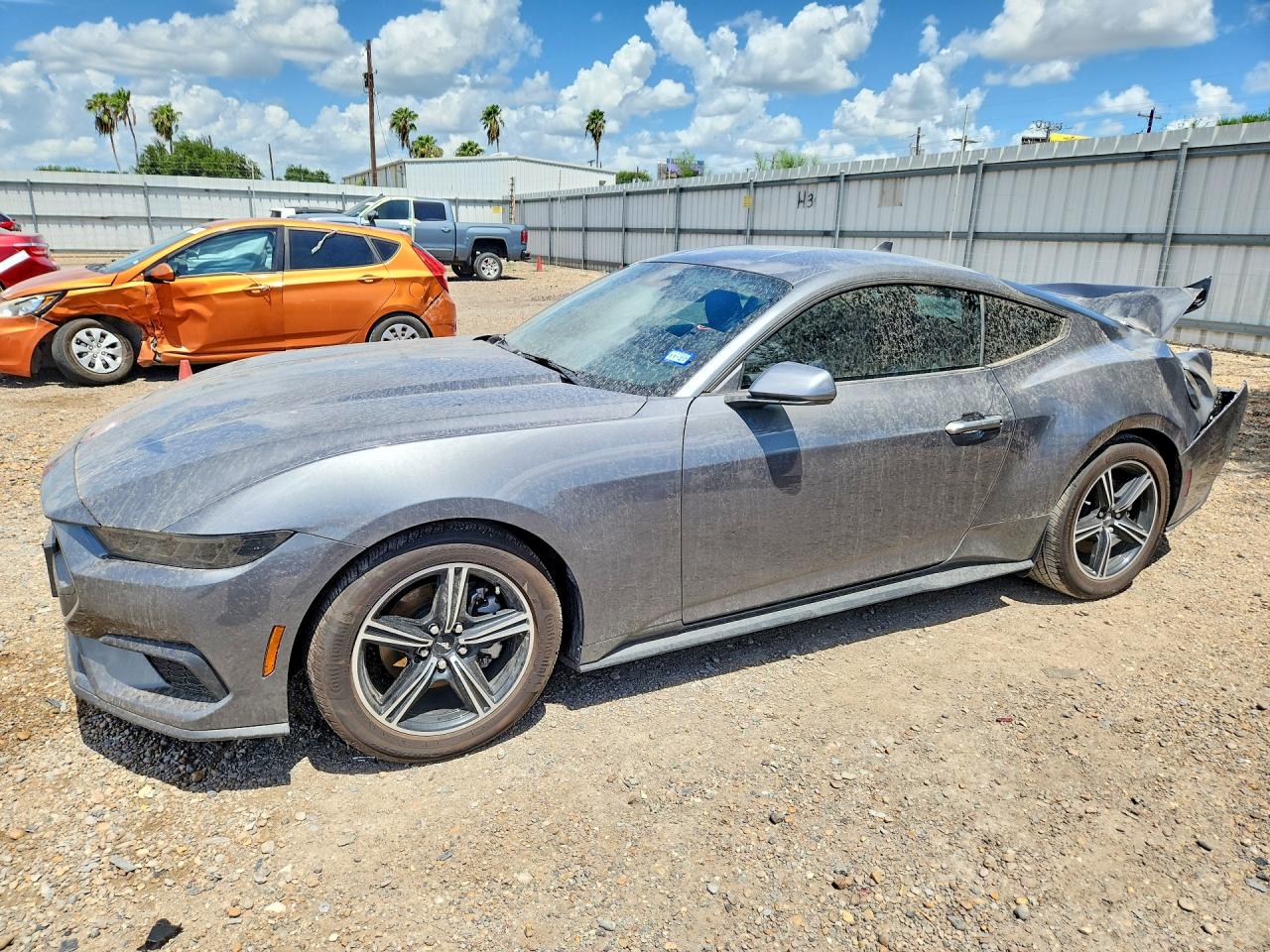 2025 FORD MUSTANG