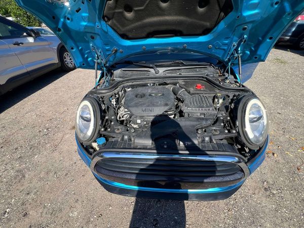 2016 MINI COOPER