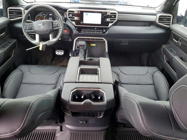 2026 TOYOTA TUNDRA