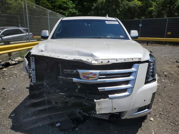 2017 CADILLAC ESCALADE ESV Platinum