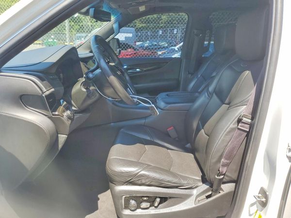 2017 CADILLAC ESCALADE ESV Platinum