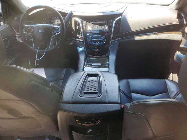 2017 CADILLAC ESCALADE ESV Platinum