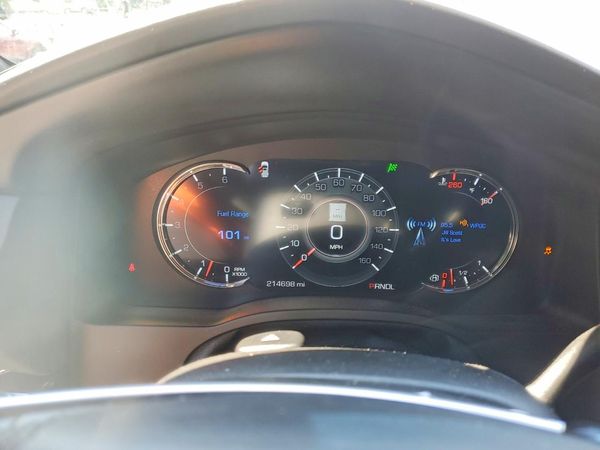2017 CADILLAC ESCALADE ESV Platinum
