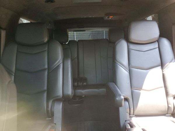 2017 CADILLAC ESCALADE ESV Platinum
