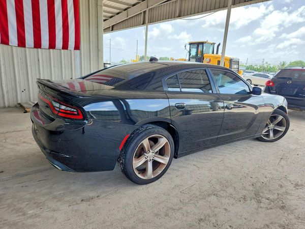 2015 DODGE CHARGER SXT
