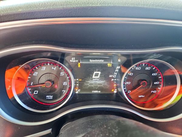 2015 DODGE CHARGER SXT