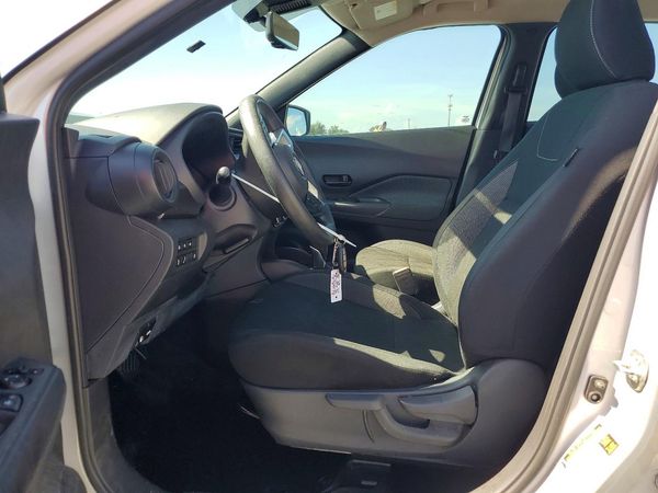 2020 NISSAN KICKS