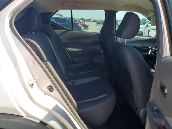 2020 NISSAN KICKS