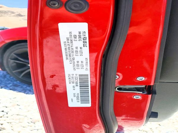 2016 DODGE CHARGER R/T RWD — VINS