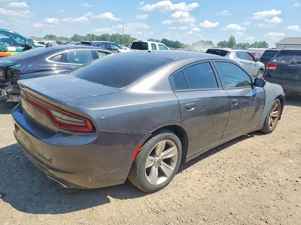 2015 DODGE CHARGER SXT