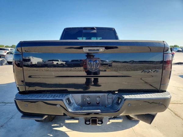2014 RAM 2500 LARAMIE CREW CAB 4X4