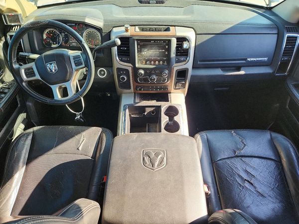 2014 RAM 2500 LARAMIE CREW CAB 4X4