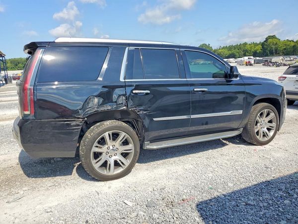 2015 CADILLAC ESCALADE Luxury