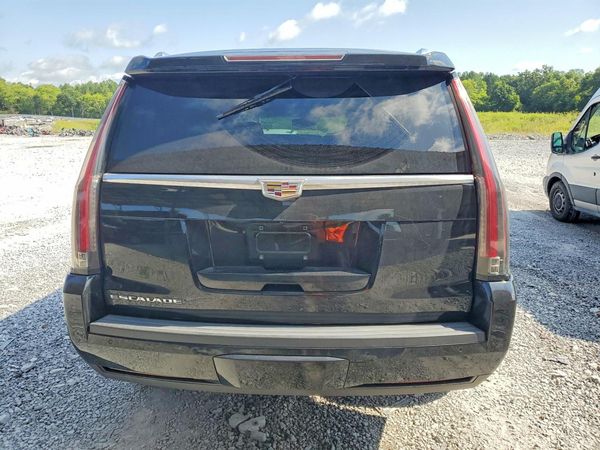 2015 CADILLAC ESCALADE Luxury