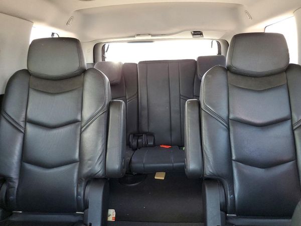 2019 CADILLAC ESCALADE Luxury